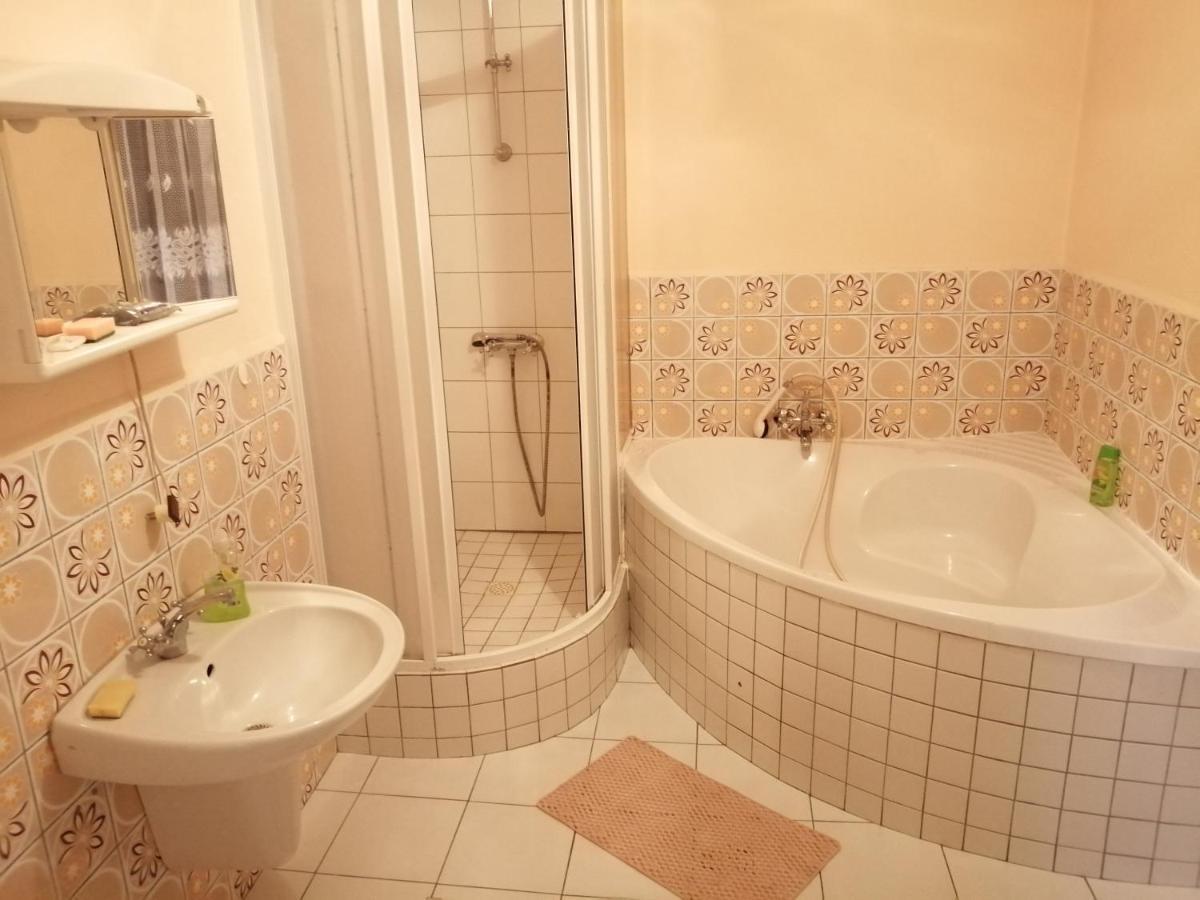 Apartmany Sedek Roprachtice Εξωτερικό φωτογραφία