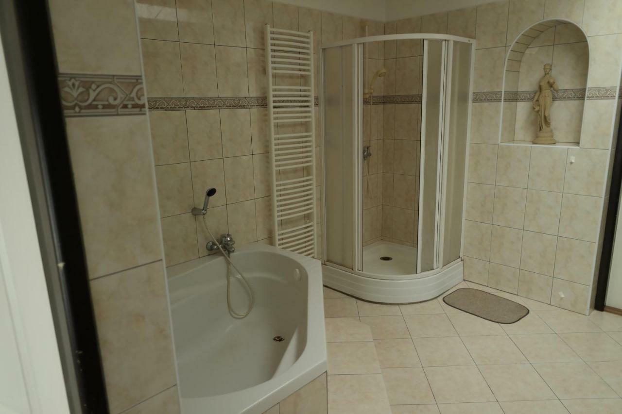 Apartmany Sedek Roprachtice Εξωτερικό φωτογραφία